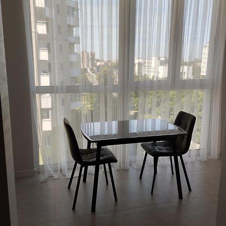 Vip Квартира Жк Київ Скай Рівненська, 4 Lutsk Luaran gambar
